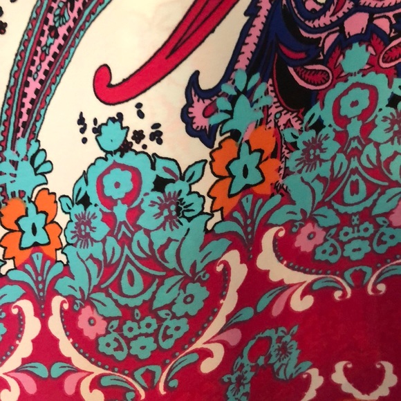 Patterned blouse - Picture 2 of 4